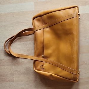 Parker Clay Leather Taytu Weekender Bag